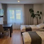 Konukevi Gaestehaus Windrose Fichtelberg